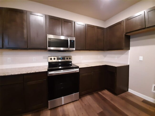 Building Photo - 25148 Pacific Wren Dr