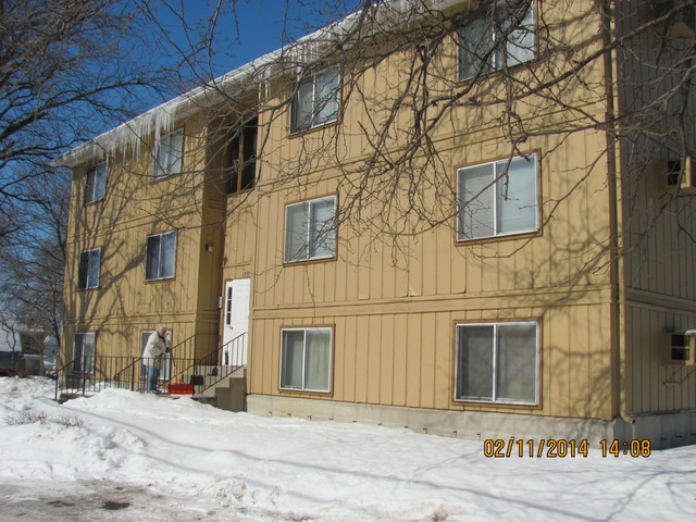 Building Photo - 537 Joliet St