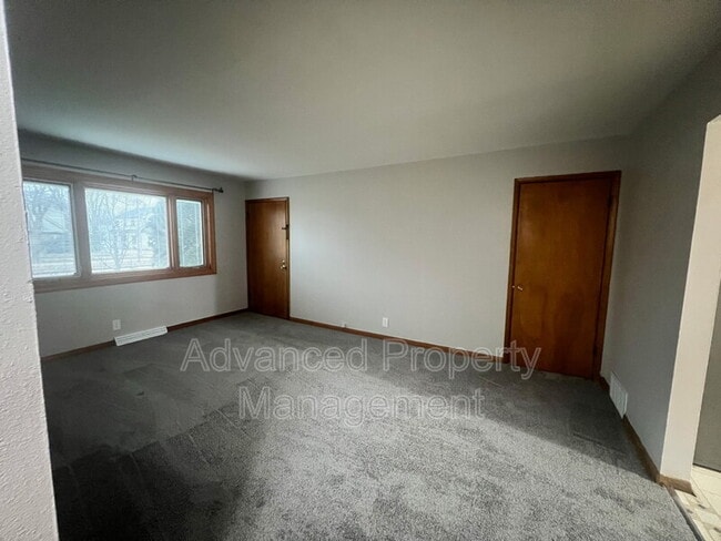 Building Photo - 5710 N 91st St