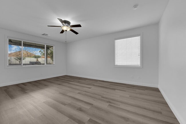 Building Photo - 4319 N Thunder Twice St