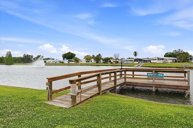 Building Photo - 1798 Fox Hill Dr