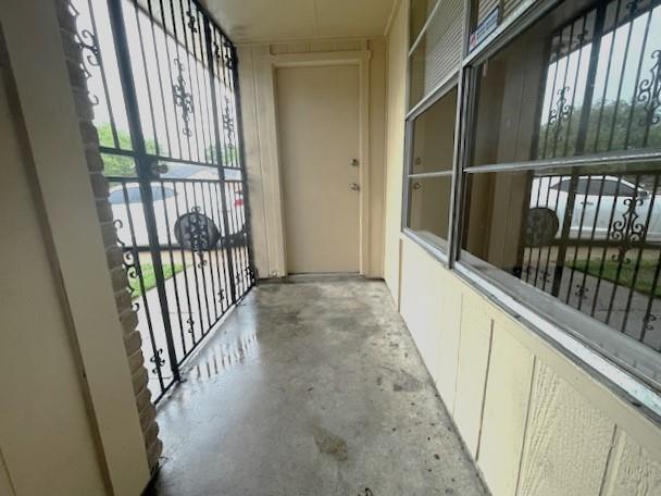 Building Photo - 1406 Crawley Ct