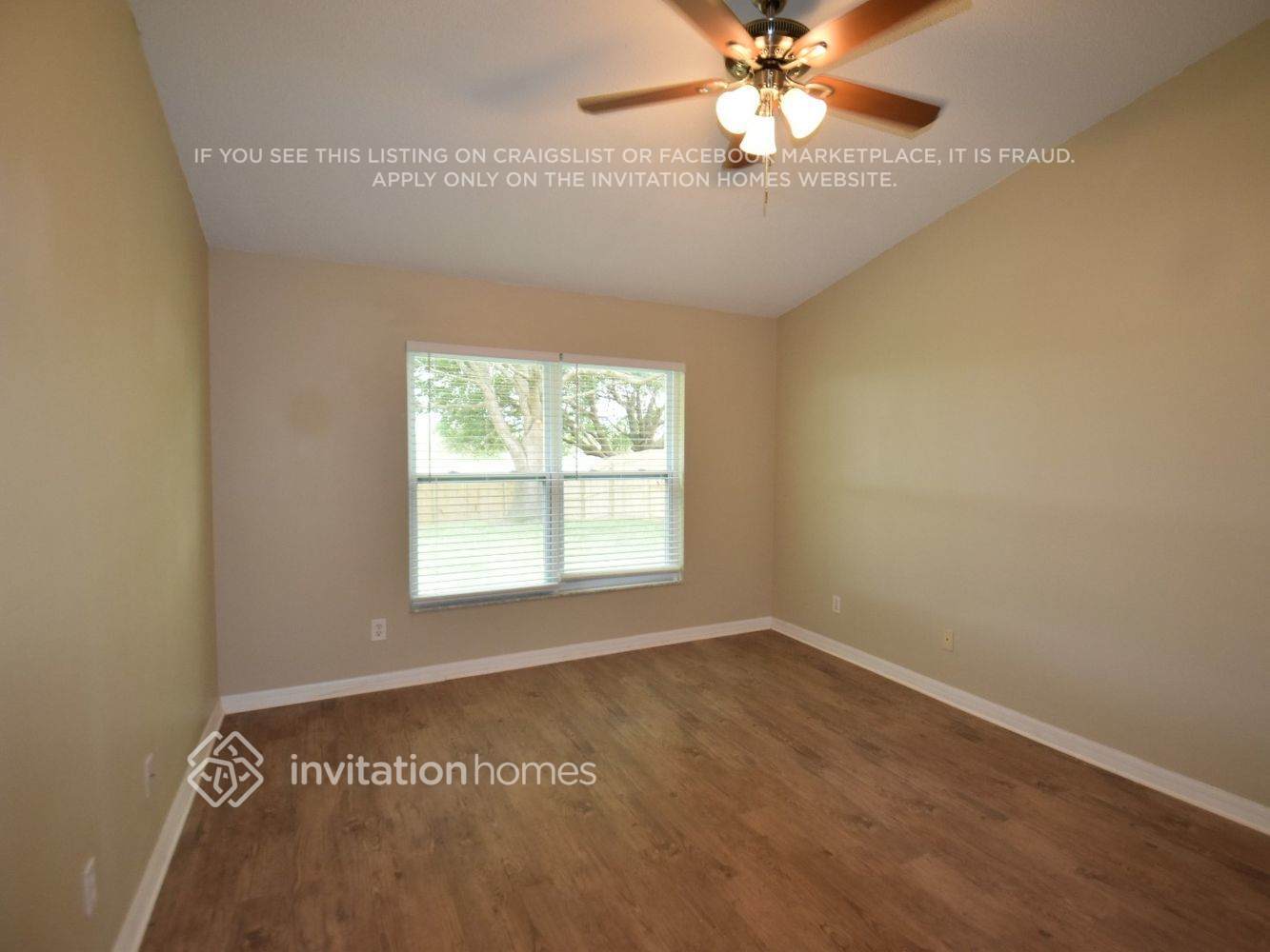 Building Photo - 14841 Margaux Dr