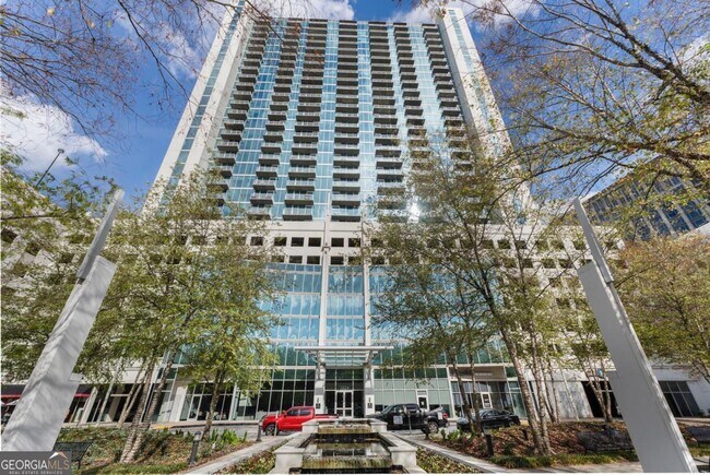 Building Photo - 3324 Peachtree Rd NE