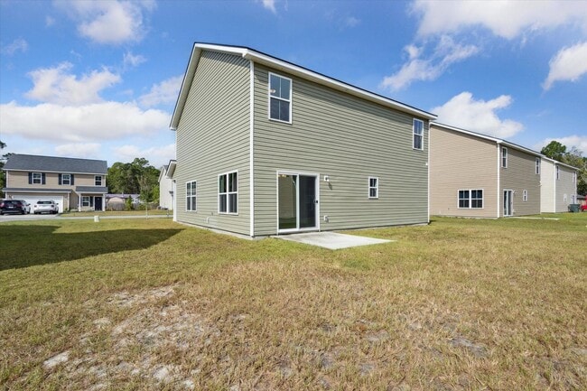 Building Photo - AVAILABLE NOW! (Small Pets Only)