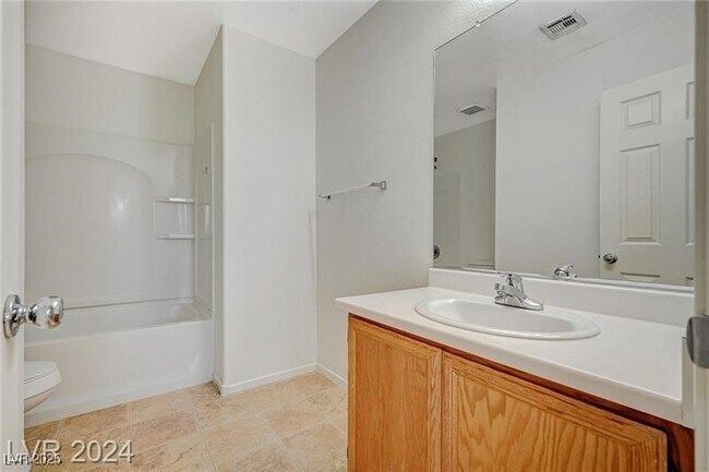 Building Photo - 11540 Kindsland St