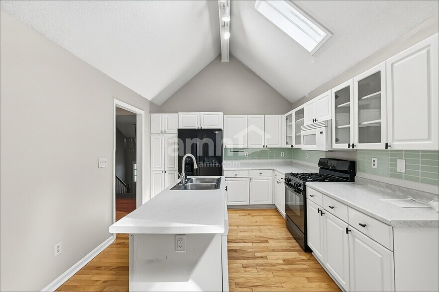 Building Photo - 2262 Byron Ct SW