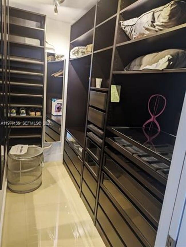 Building Photo - 9273 Collins Ave