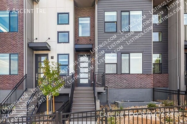 Building Photo - 9200 E Mineral Ave