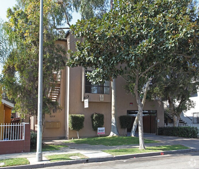 Primary Photo - 2315 Earl Ave