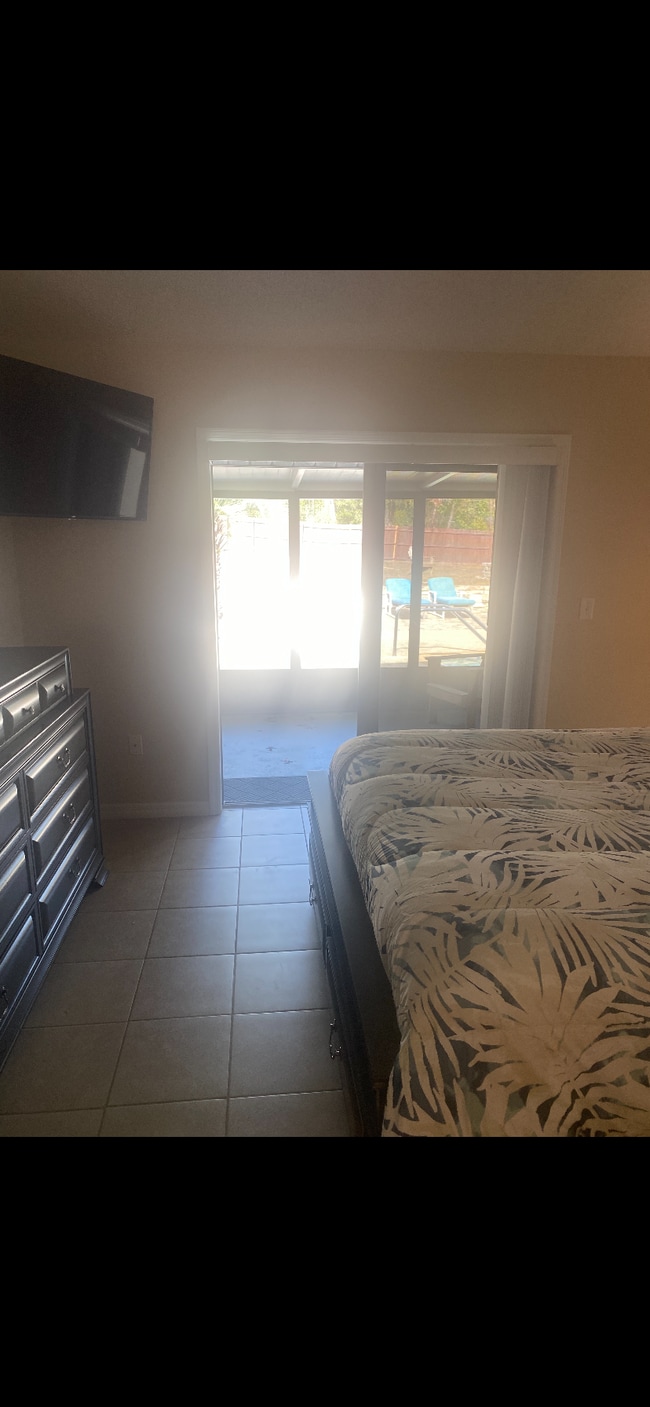 Building Photo - 3501 E Theresa Ln