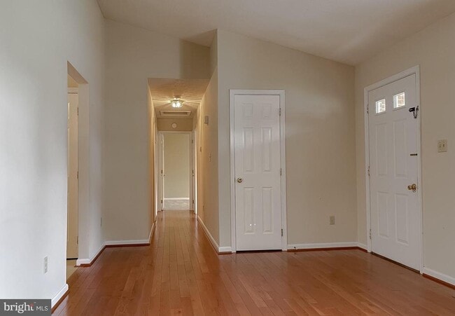 Building Photo - 109 Morris Dr