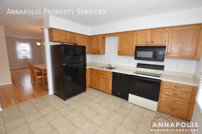 Building Photo - 558 Melissa Ct