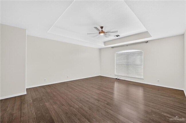 Building Photo - 33 Santa Fabiola St