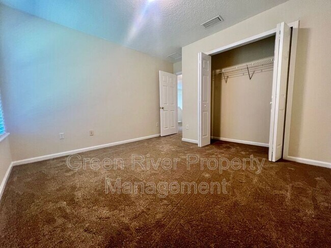 Building Photo - 2074 Heritage Oaks Ct