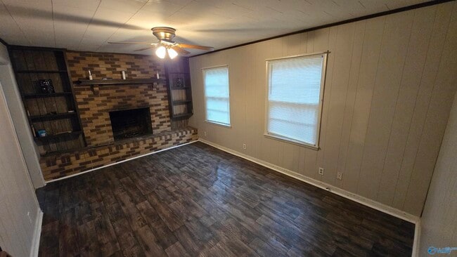 Building Photo - 2206 Glen Iris Cir NW