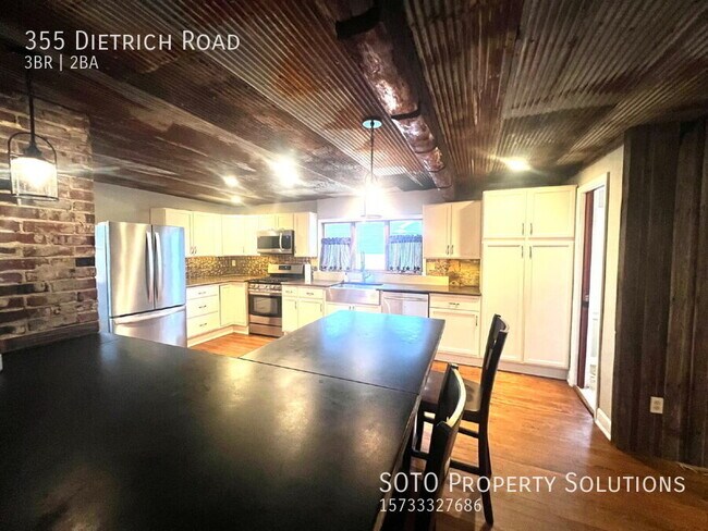 Building Photo - 355 Dietrich Rd