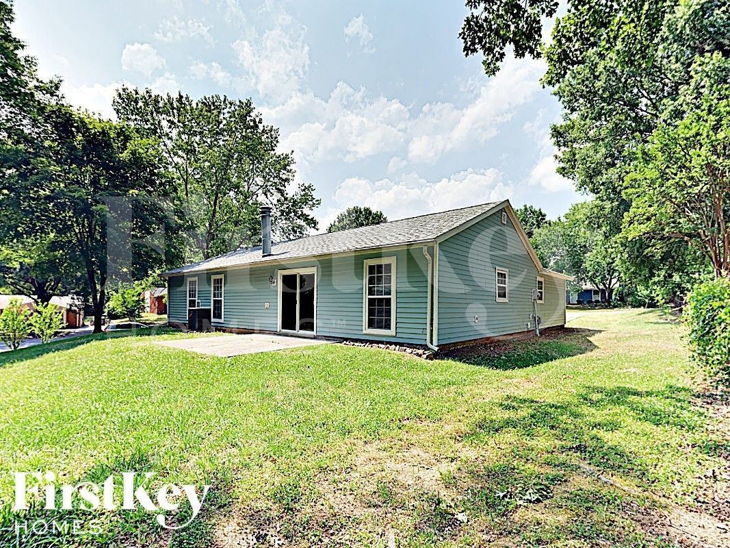 Building Photo - 6417 Pineburr Ct