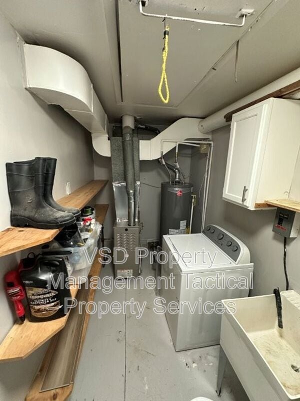 Building Photo - 12304 Kirton Ave