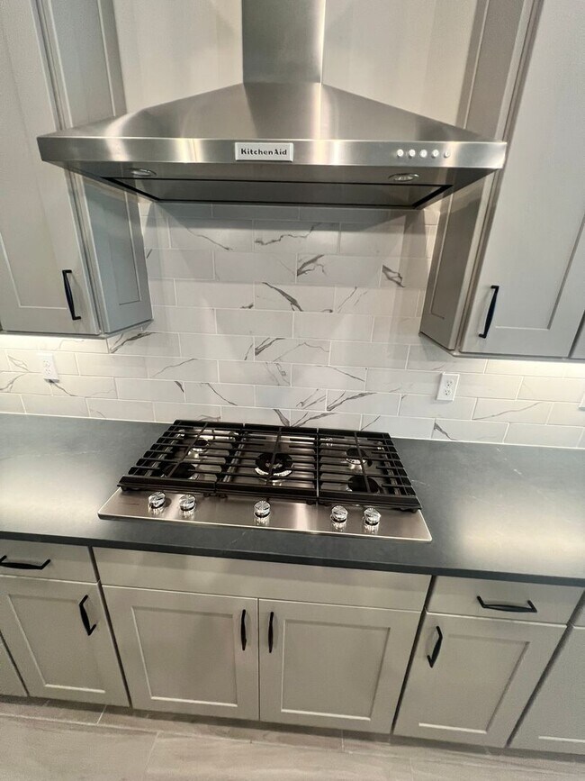 Building Photo - STUNNING LAKEFRONT 3 BEDROOM, 2.5 BATH HOM...