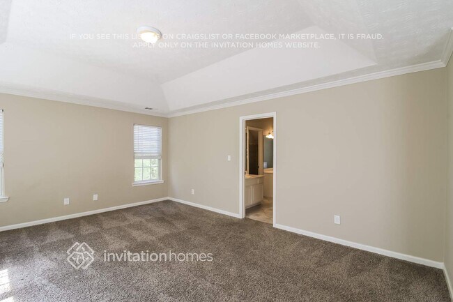 Building Photo - 1418 Fall River Dr