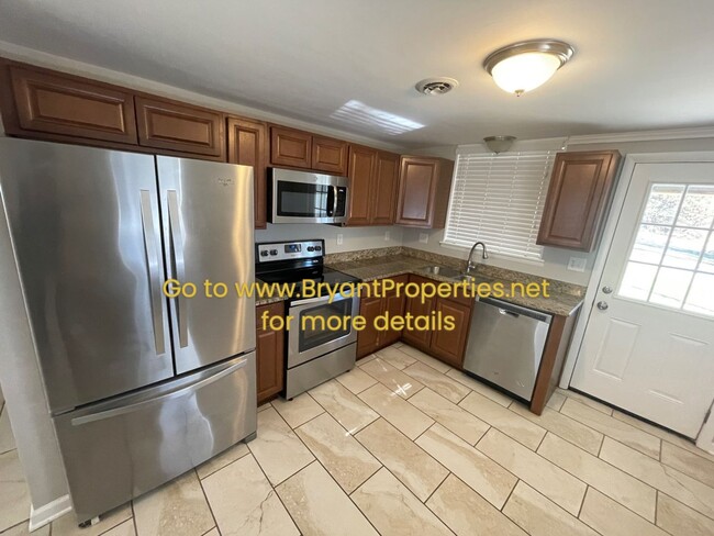 Building Photo - Nashville - Old Hickory