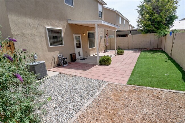 Building Photo - 4 Bedroom Home in Rio Rancho