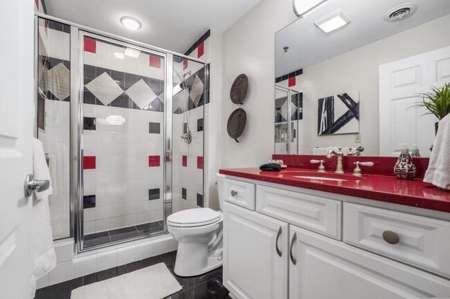 Building Photo - 210 Raceday Center Dr