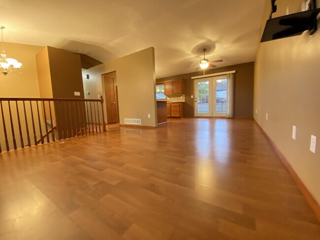 Building Photo - 4816 25th Ave NW