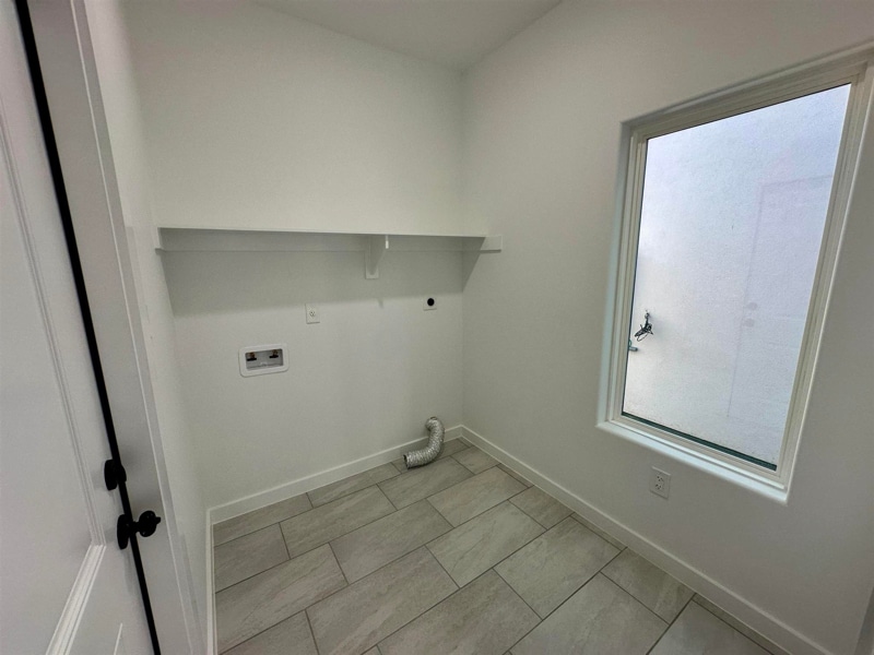 Building Photo - 8218 Casa Verde Rd