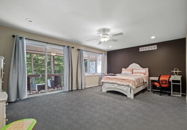 Building Photo - 117 Partridge Ln