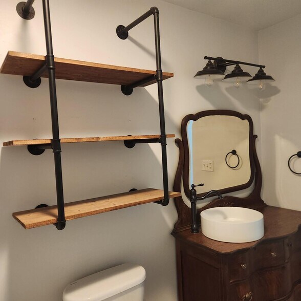 Building Photo - 9063 Morrow Woodville Rd