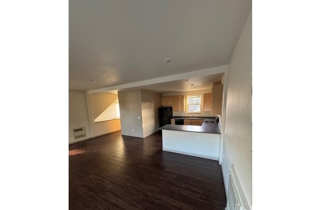 Building Photo - 3386 Sharatin Rd