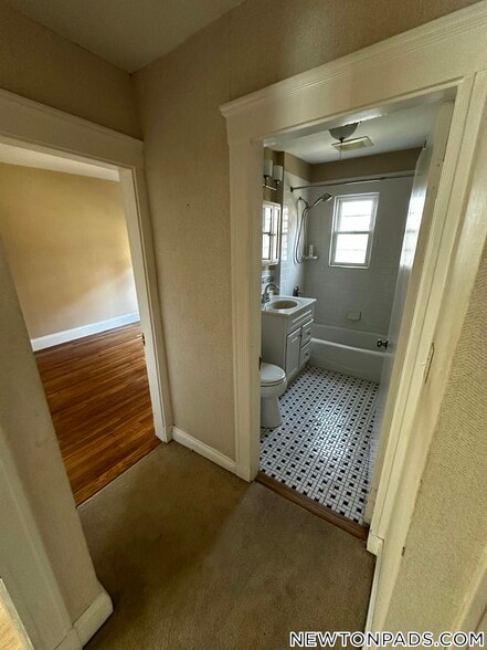 Building Photo - 175 Warren St