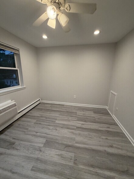 Building Photo - 87 Tansboro Rd