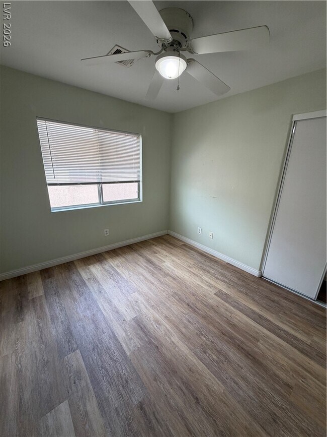 Building Photo - 3814 Kit Fox St