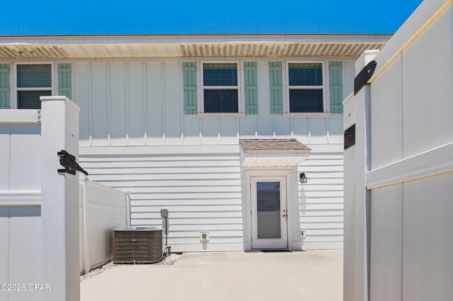 Building Photo - 7450 Shadow Lake Dr