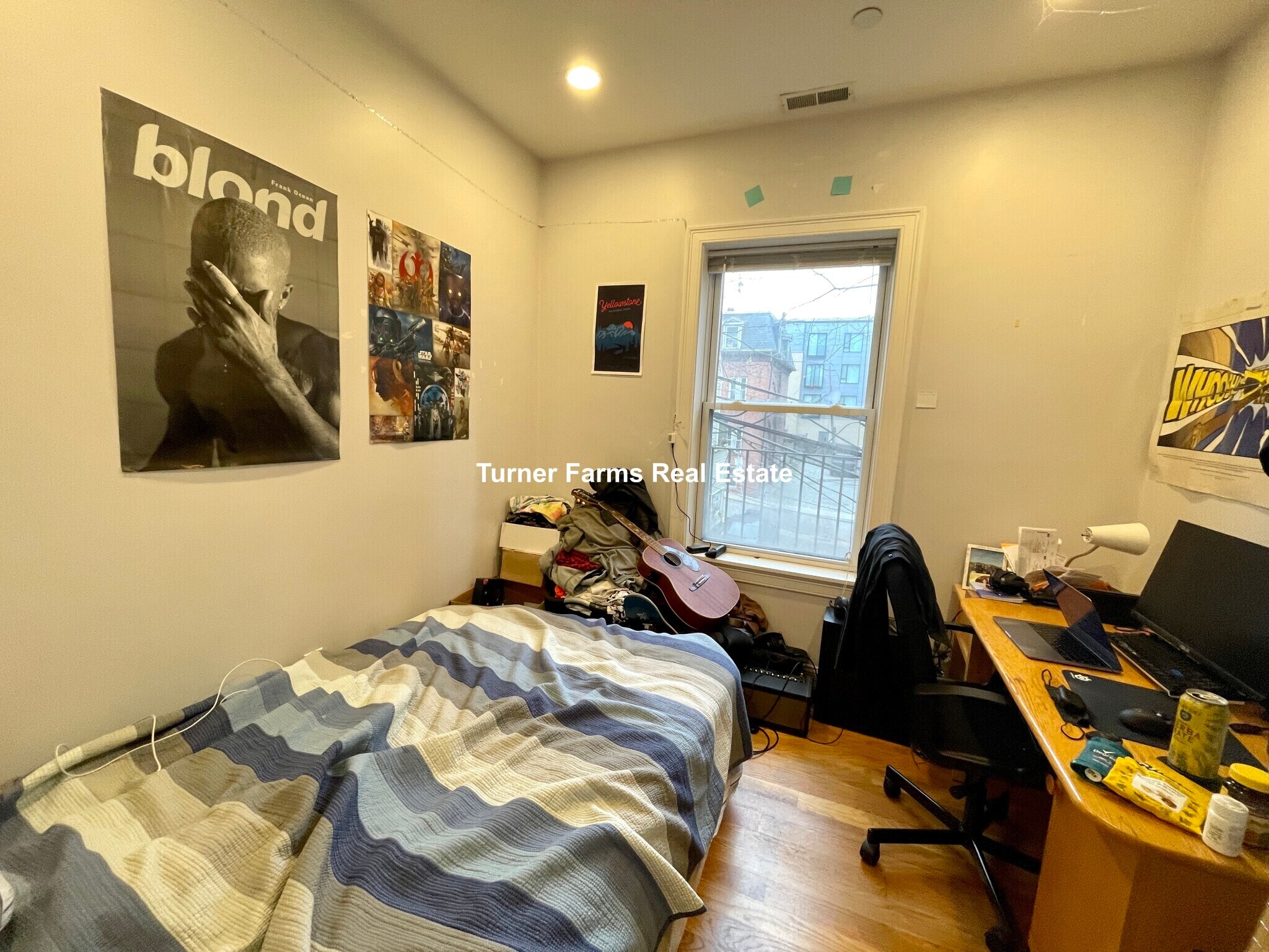 Building Photo - 721 Parker St