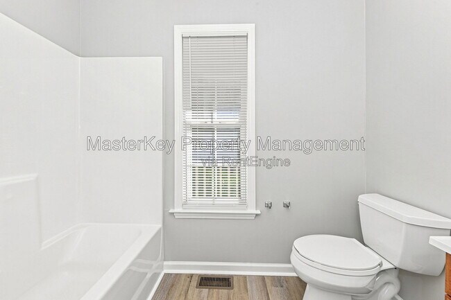Building Photo - 201 Harvester Dr