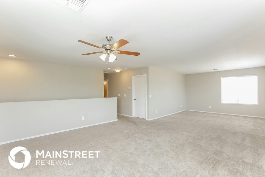 Building Photo - 12450 W Via Camille