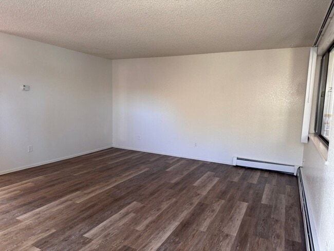 Building Photo - Cute 2 Story, 3Bed, 1.5Bath Townhouse in Grand Junction!!!!