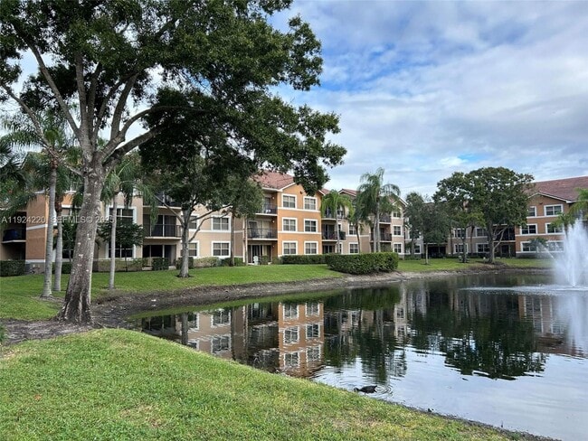 Building Photo - 8977 Wiles Rd