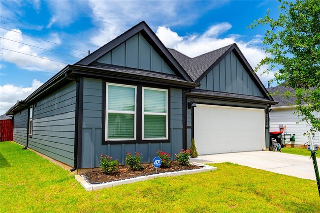 Building Photo - 31714 Brandon Ml Trl