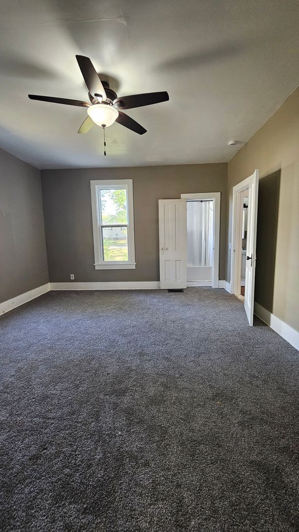 Building Photo - Spacious 2bdrm in Minier