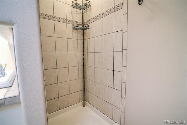 Building Photo - 86 S Pearl St