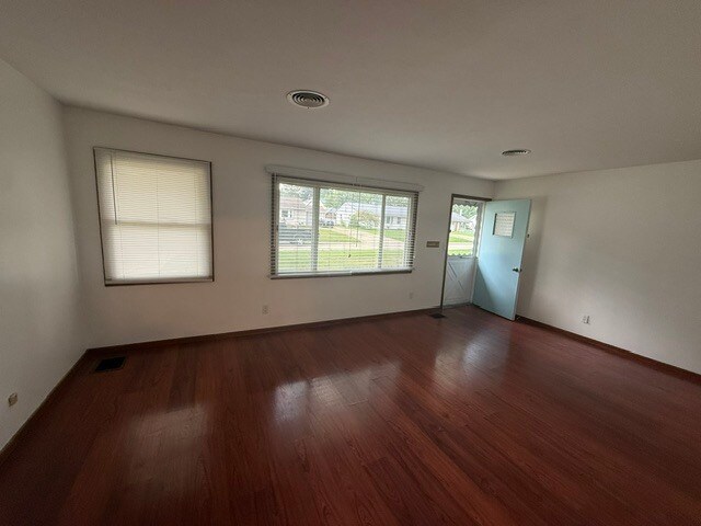 Building Photo - 24 Gunnison Ct