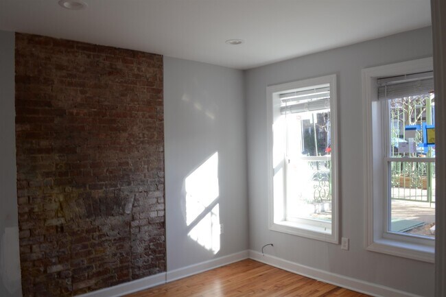 Building Photo - 1211 Palisade Ave