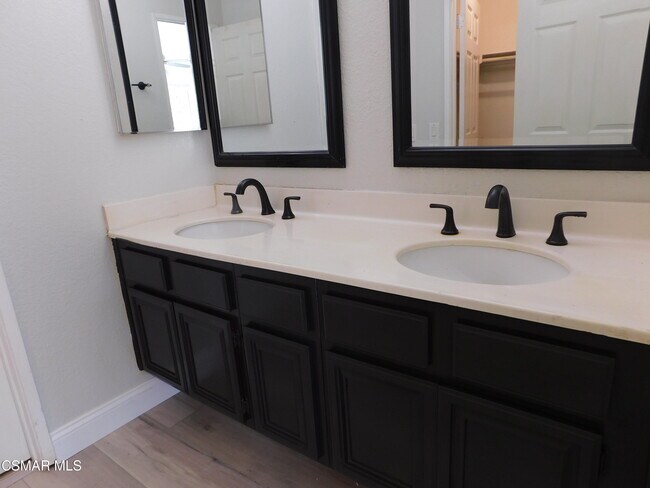 Building Photo - 559 Stoney Peak Ct