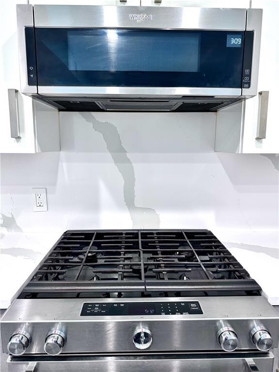 Building Photo - 3338 Peachtree Rd NE