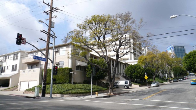 Primary Photo - 1105-1109 Alta Loma Rd
